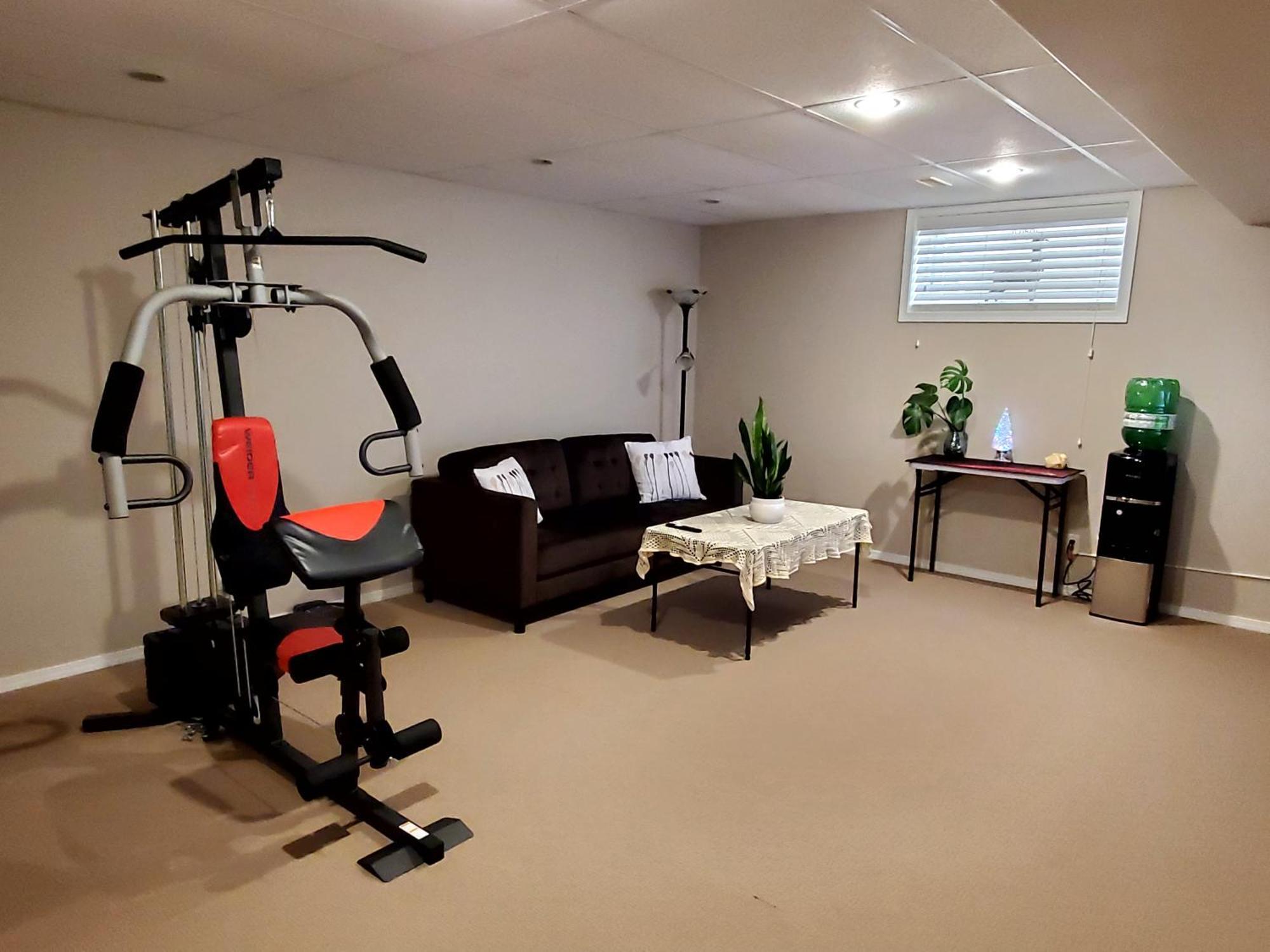 Saskatoon Lashyn Cove Homestay المظهر الخارجي الصورة